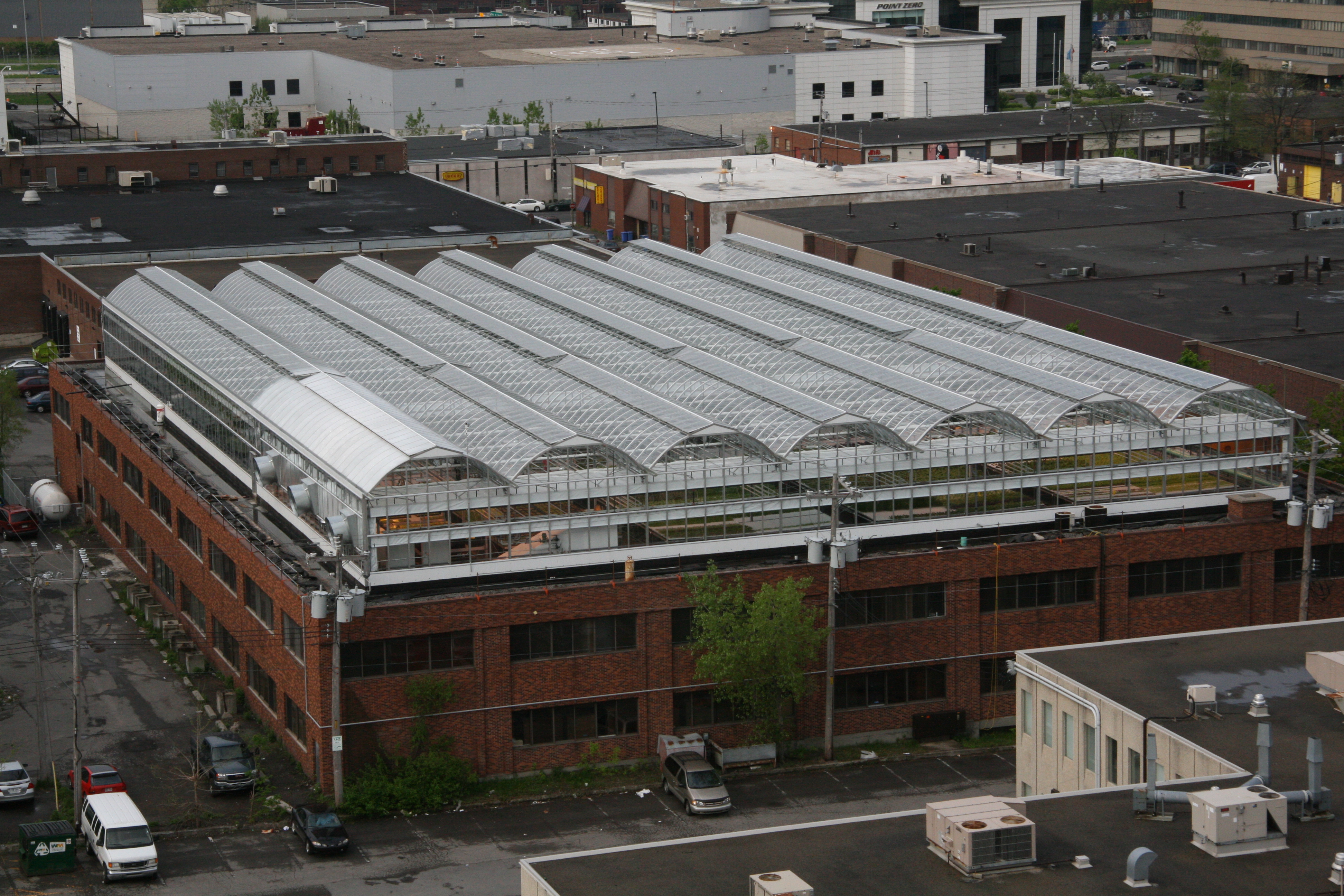 Lufa Farms חממות גידול הידרופוניות במונטריאול, קנדה 1